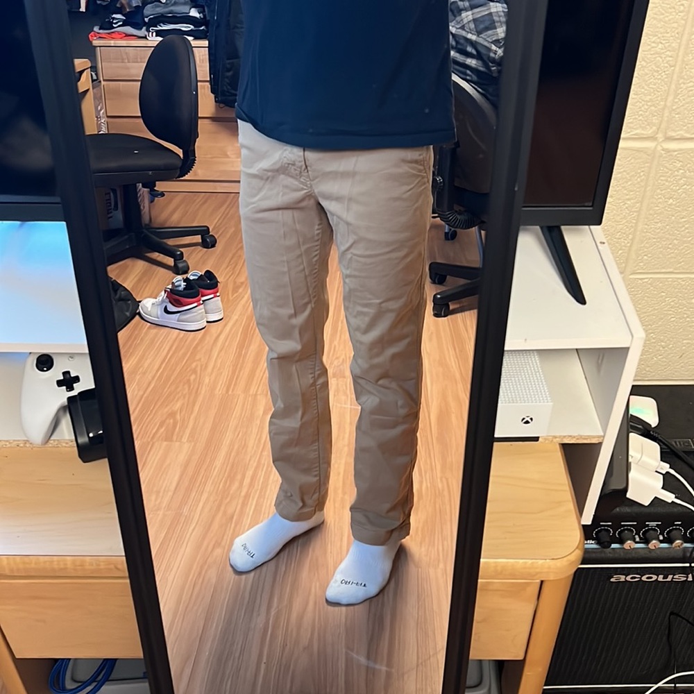 American Eagle Original Straight Khakis
